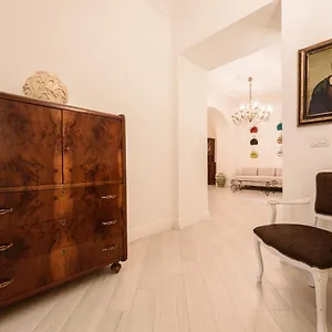  Apartment Palazzo Dello Spagnolo