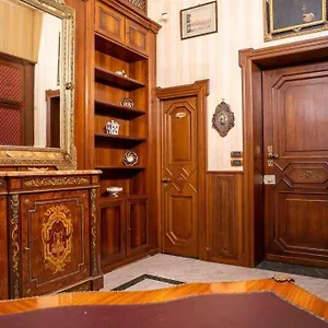  Apartment Royal Duomo Centro Storico 80 Mt Dal Duomo